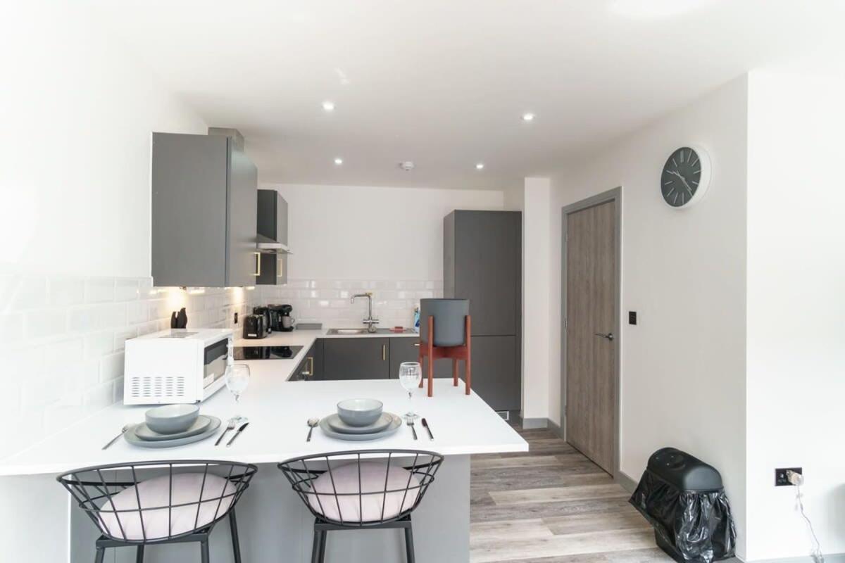 Modern 1 Bedroom Apartment In Preston Centre Zewnętrze zdjęcie