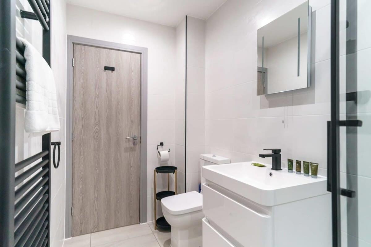 Modern 1 Bedroom Apartment In Preston Centre Zewnętrze zdjęcie